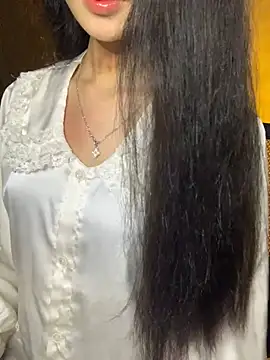 Nhinhi18 online show from 02/25/26, 04:16