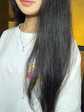 Nhinhi18 online show from 02/27/26, 03:12