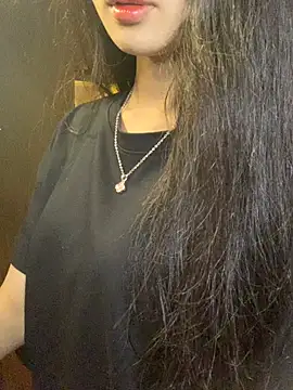 Nhinhi18 online show from 03/28/26, 02:49