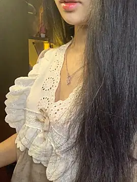 Nhinhi18 online show from 04/14/26, 03:18