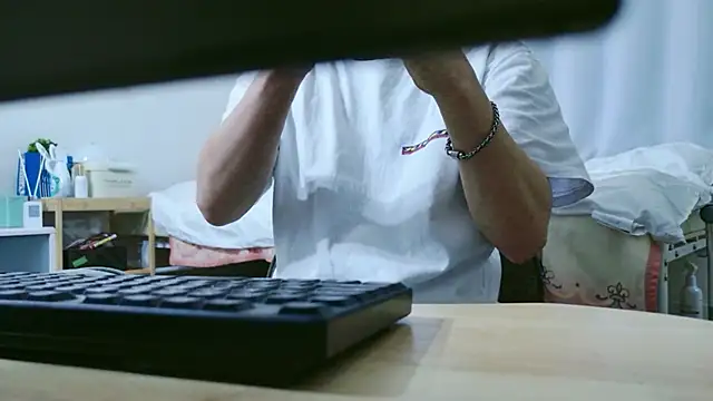 C-4bomb online show from 03/11/26, 01:11