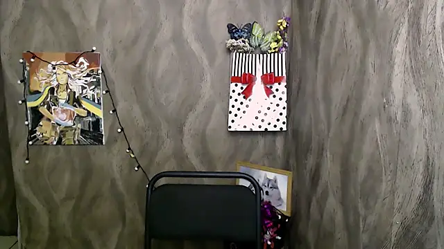 Snapshot of Linda_S_ chatting on 09/20/25, 07:09 Linda S online show from 09/20/25, 07:09