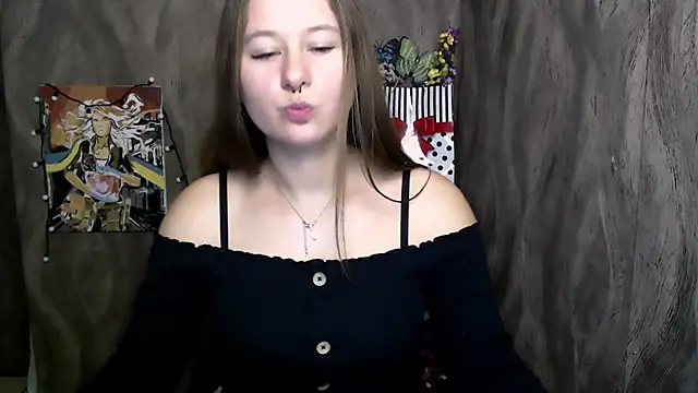 Snapshot of Linda_S_ chatting on 09/23/25, 09:12 Linda S online show from 09/23/25, 09:12