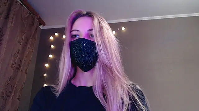 Iris lave online show from 10/26/25, 04:35