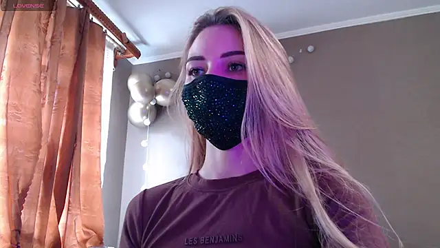 Iris lave online show from 11/13/25, 12:15