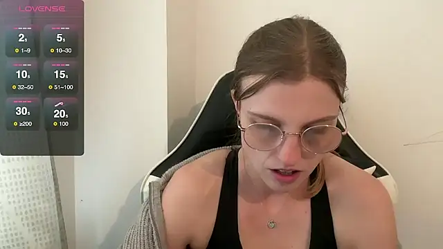 BustyKellyXXX online show from 10/29/25, 02:19