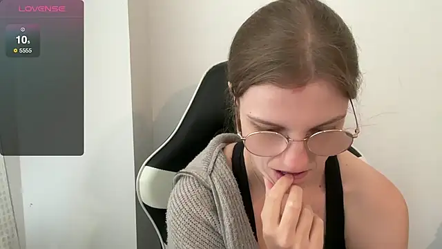 BustyKellyXXX online show from 11/13/25, 10:03