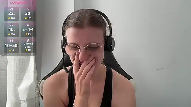 BustyKellyXXX online show from 04/06/26, 09:43