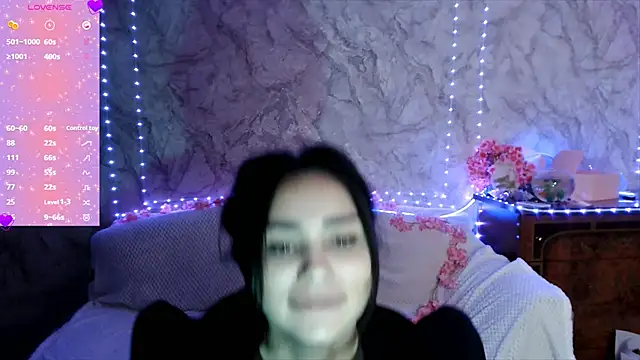 Snapshot of ChocolateKity chatting on 12/17/25, 03:12 ChocolateKity online show from 12/17/25, 03:12