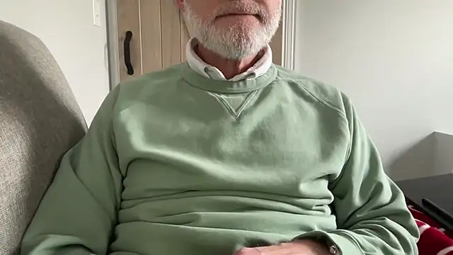 Snapshot of braselton06 chatting on 01/05/26, 08:12 braselton06 online show from 01/05/26, 08:12