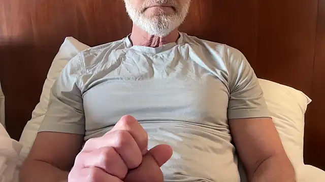 Snapshot of braselton06 chatting on 01/06/26, 06:22 braselton06 online show from 01/06/26, 06:22