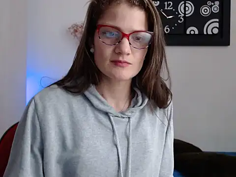 Snapshot of Camila-ventura chatting on 10/02/25, 07:54 Camila-ventura online show from 10/02/25, 07:54