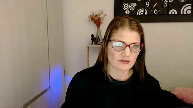 Snapshot of Camila-ventura chatting on 02/12/26, 08:15 Camila-ventura online show from 02/12/26, 08:15