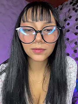 Maddy w online show from 04/01/26, 03:40