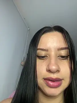 lucy grey25 online show from 02/08/26, 09:18