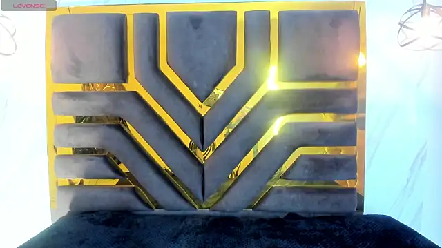 Zafiro claire online show from 10/01/25, 07:09