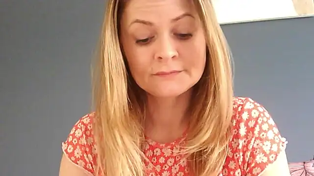 Ginger-bb online show from 04/13/26, 06:08