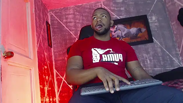 Snapshot of big_blackmen19 chatting on 10/07/25, 01:08 big blackmen19 online show from 10/07/25, 01:08