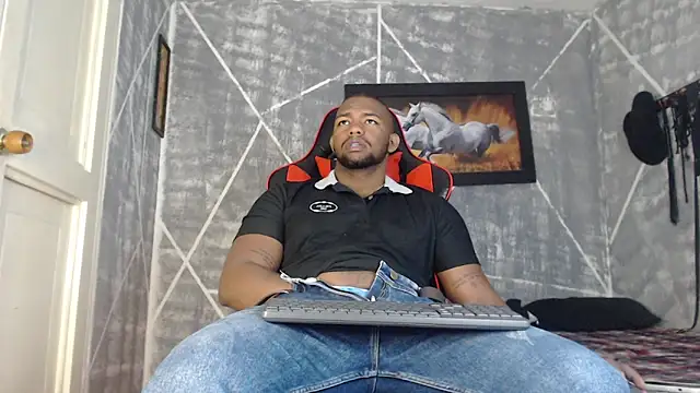 Snapshot of big_blackmen19 chatting on 11/04/25, 04:06 big blackmen19 online show from 11/04/25, 04:06