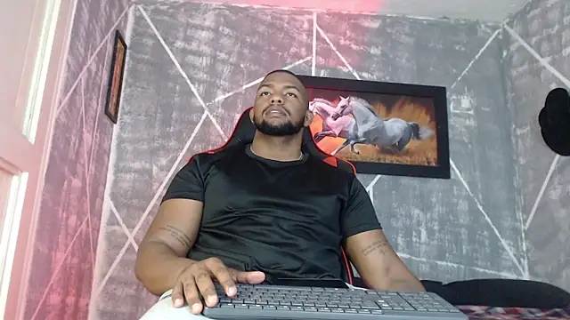 Snapshot of big_blackmen19 chatting on 12/02/25, 03:01 big blackmen19 online show from 12/02/25, 03:01