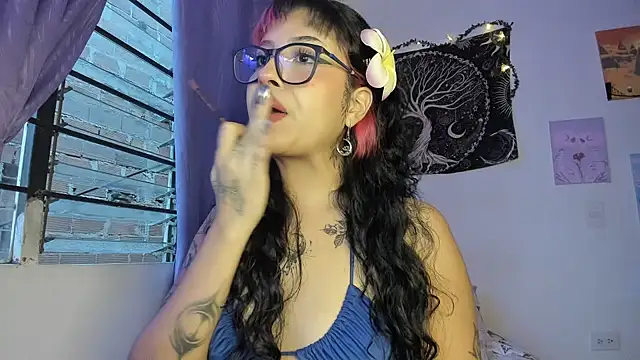 Sweet mim  online show from 12/18/25, 10:49