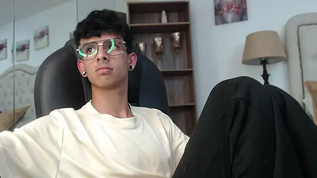 Ibratxandy online show from 04/18/26, 07:58