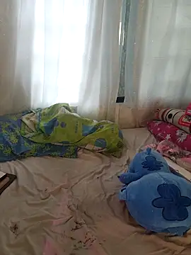 Sharon Black online show from 11/26/25, 01:12