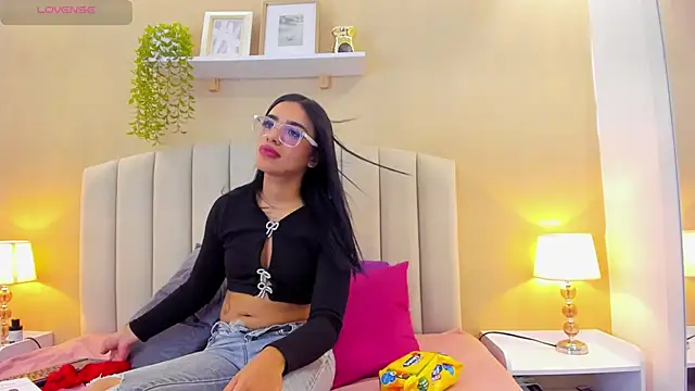 Rachel Donnelly online show from 03/26/26, 03:01