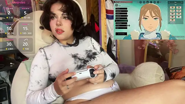 Snapshot of PixelKitty_ chatting on 07/12/26, 04:31 PixelKitty online show from 07/12/26, 04:31