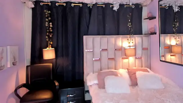 Hanzking01 online show from 11/28/25, 03:09