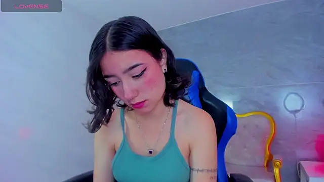 venuss09 s online show from 11/07/25, 01:33