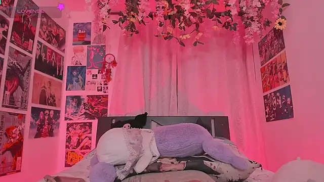 FluffyMelons online show from 07/05/26, 04:19