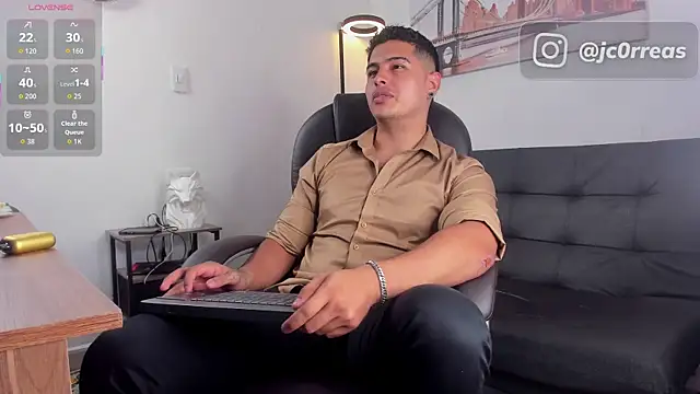  Juanes online show from 11/29/25, 11:30