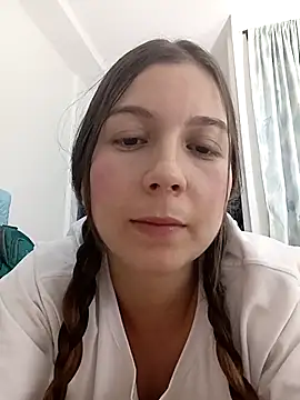 Arianna Moss online show from 12/03/25, 02:30