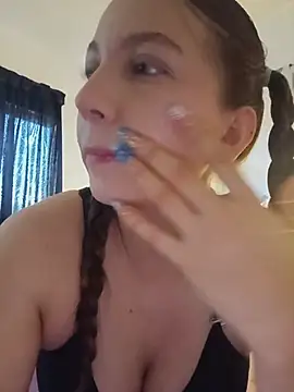 Arianna Moss online show from 07/27/26, 09:55