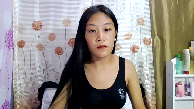 YourWildestDoll online show from 10/15/25, 10:37