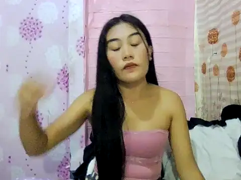 Snapshot of YourWildestDoll chatting on 12/21/25, 06:26 YourWildestDoll online show from 12/21/25, 06:26