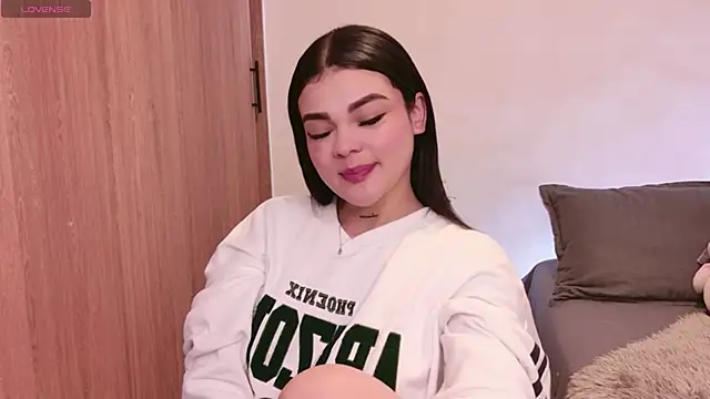 DulceDuarte online show from 11/07/25, 04:45