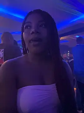 chocolatito-ho online show from 09/28/25, 04:40