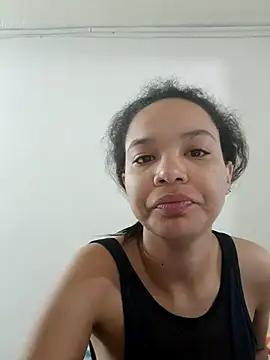 Ayshel cooperr online show from 10/04/25, 12:41