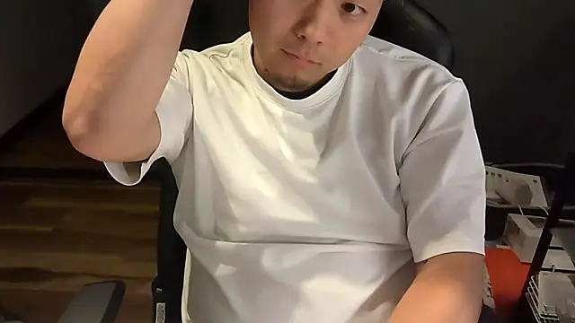 Snapshot of RYO-nonke chatting on 06/26/26, 02:21 RYO-nonke online show from 06/26/26, 02:21