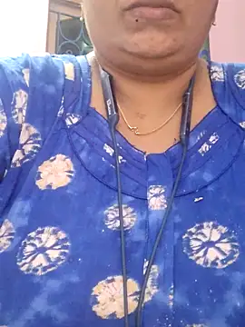 lathikaqueentamil online show from 11/01/25, 07:10