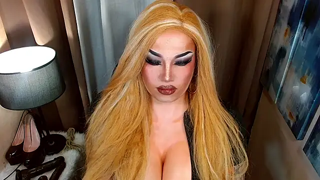 Snapshot of xmadisonmitressxx chatting on 10/09/25, 09:29 xmadisonmitressxx online show from 10/09/25, 09:29