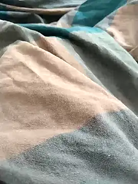 Ajayy01 online show from 10/25/25, 09:39