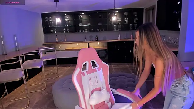 MaddyOwens online show from 03/18/26, 10:40