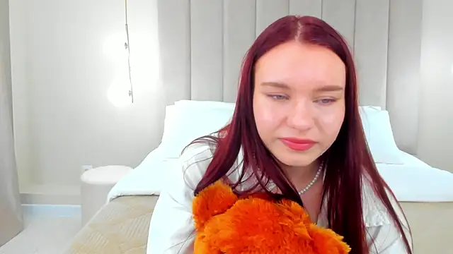 Snapshot of NoraHaynes chatting on 09/19/25, 02:35 NoraHaynes online show from 09/19/25, 02:35