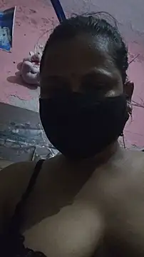 Snapshot of shalubhabhi69 chatting on 04/24/26, 07:16 shalubhabhi69 online show from 04/24/26, 07:16