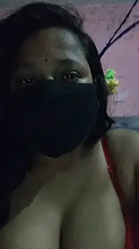 Snapshot of shalubhabhi69 chatting on 05/07/26, 07:19 shalubhabhi69 online show from 05/07/26, 07:19