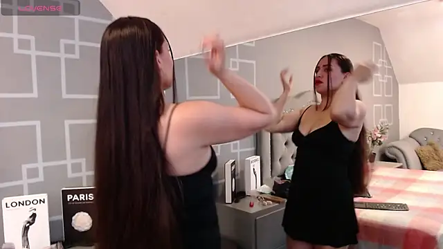 Snapshot of AliceBlackx chatting on 09/20/25, 11:44 AliceBlackx online show from 09/20/25, 11:44