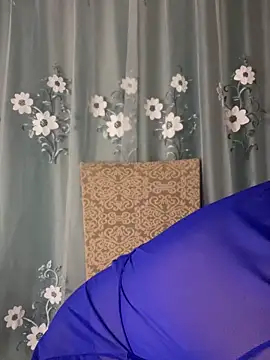 Snapshot of Milena-MilfaXXX chatting on 11/13/25, 01:04 Milena-MilfaXXX online show from 11/13/25, 01:04